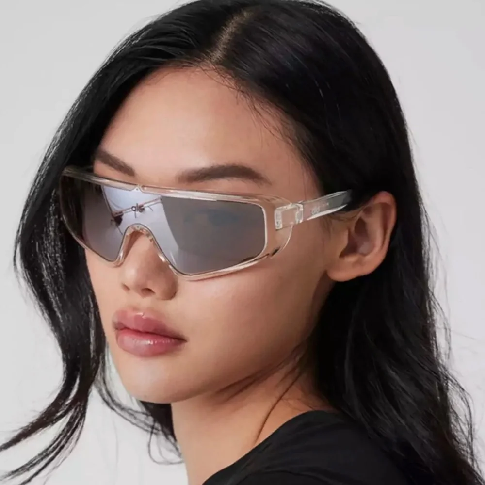 Alo Yoga Infamous Sunglasses Chrome Shiny/Clear